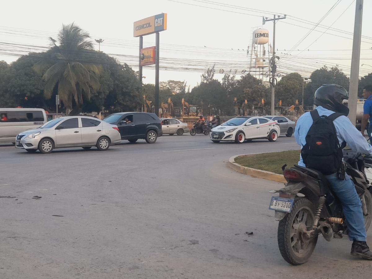 El accidente se registró en el cruce de la carretera que conduce a sector de Jutucuma.