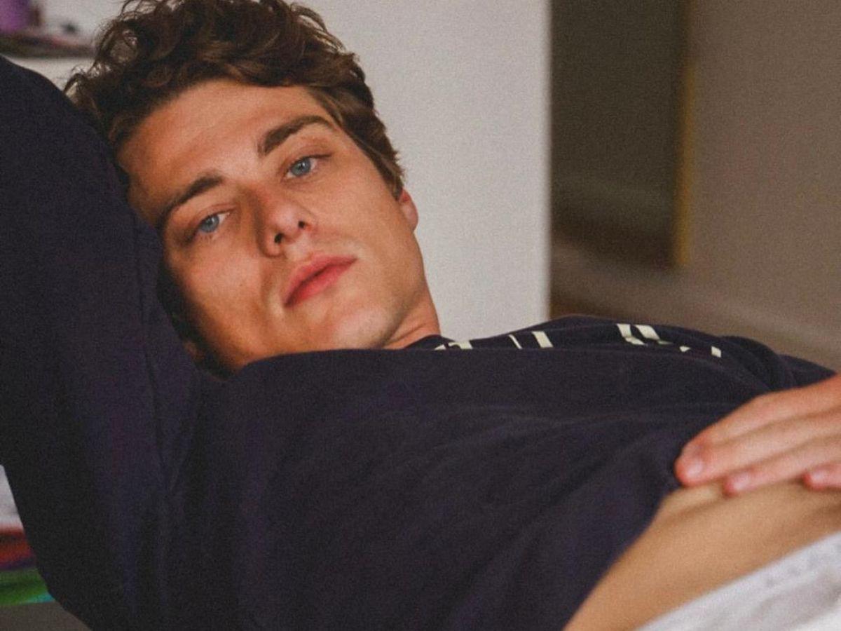 Muere querido actor en trágico accidente; se estrelló contra un camión