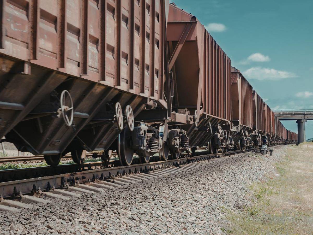 Revelan nuevos detalles sobre la causa de muerte de dos hondureños en un vagón de tren en Texas