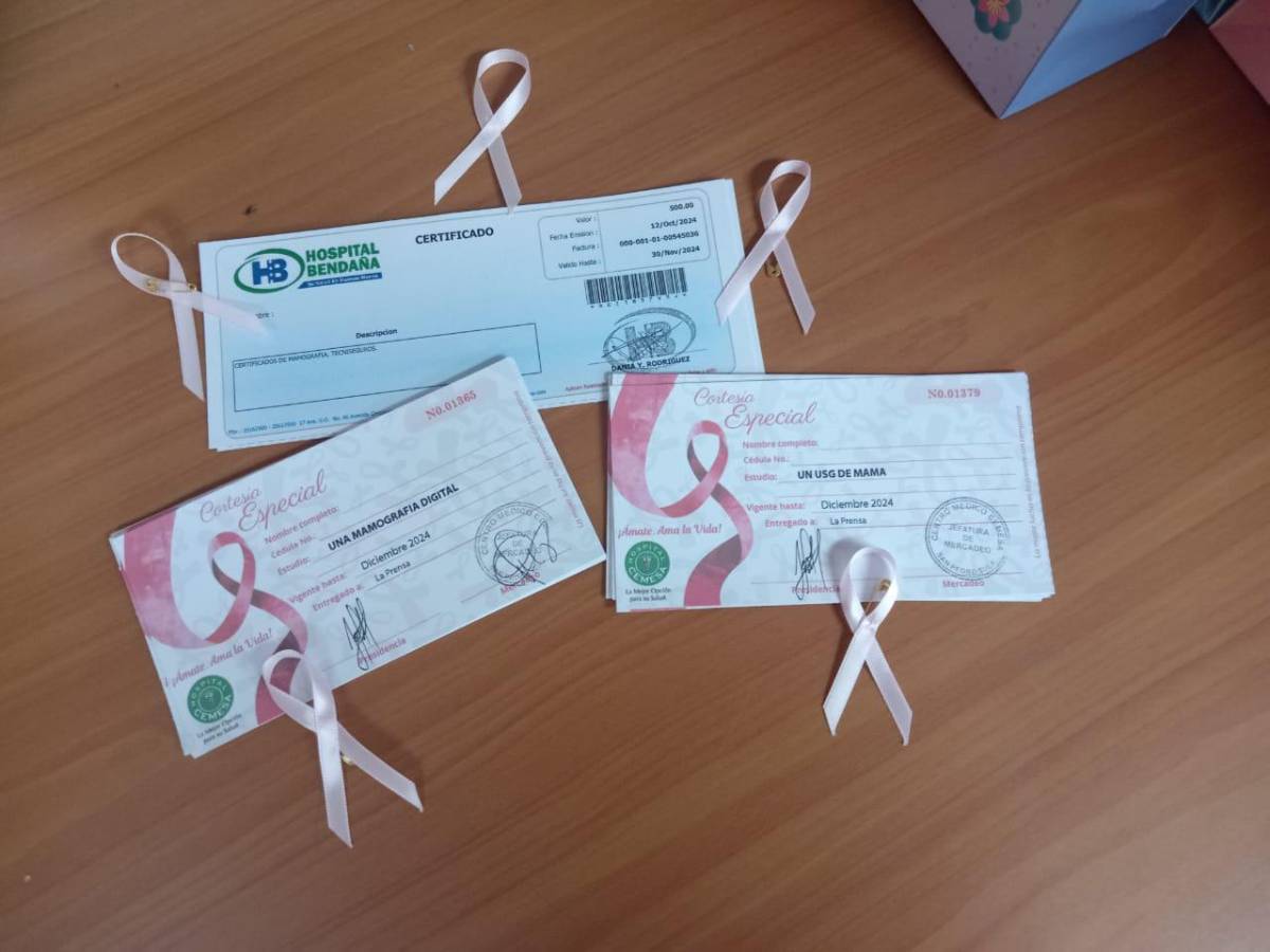 Imparten charla magistral sobre prevención del cáncer de mama