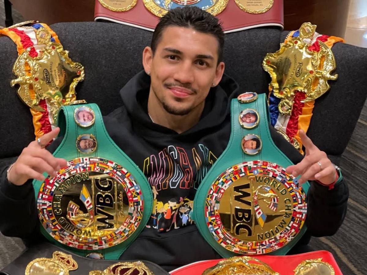 Teófimo López sorprende: Acepta invitación de la presidenta Xiomara Castro