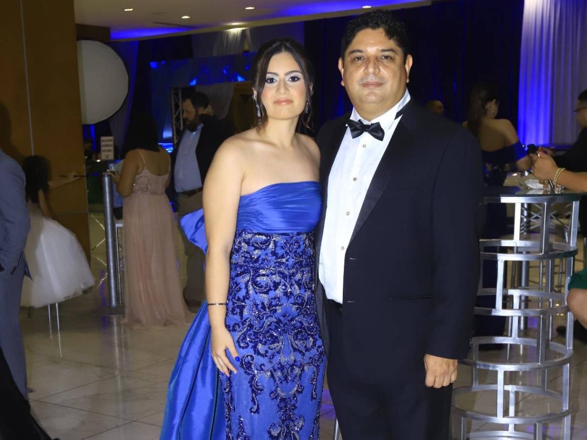 Seniors 2025 de la Seran School celebran en su fiesta de graduación