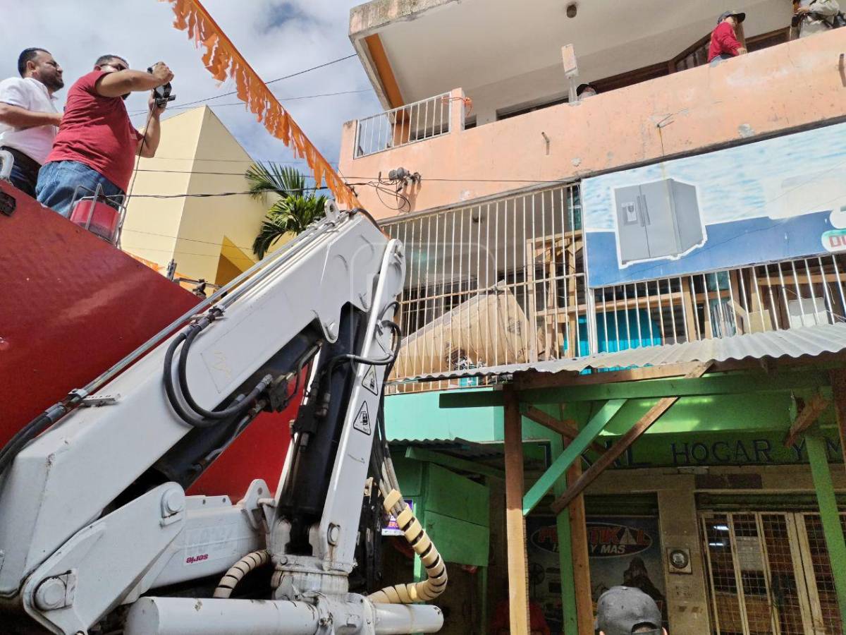 Trasladan a don Nasser al Hospital Atlántida