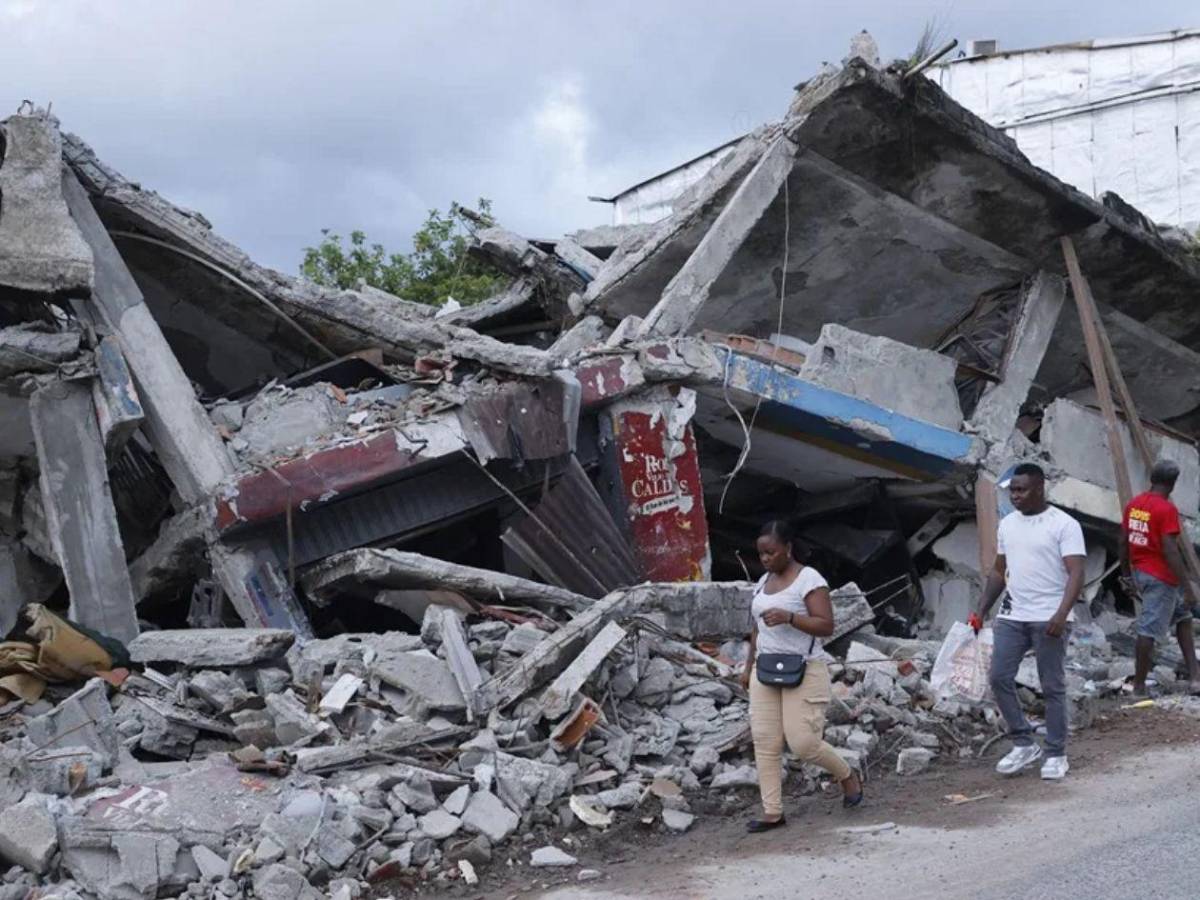 Hallan sin vida a Valentina Vanegas, madre del bebé rescatado tras terremoto en Colombia