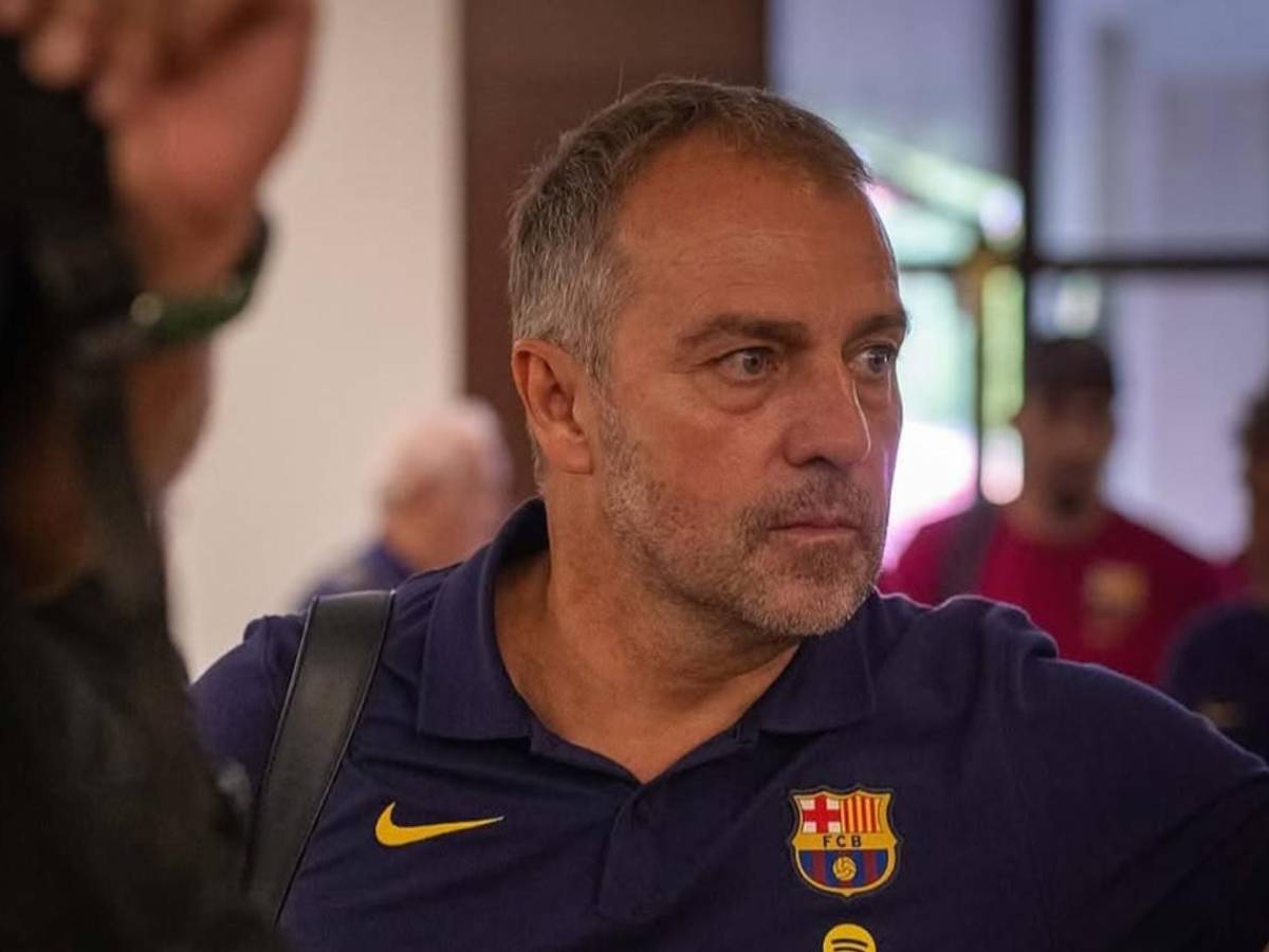 Hansi Flick, molesto con dos jugadores del Barcelona tras ridículo ante Chelsea