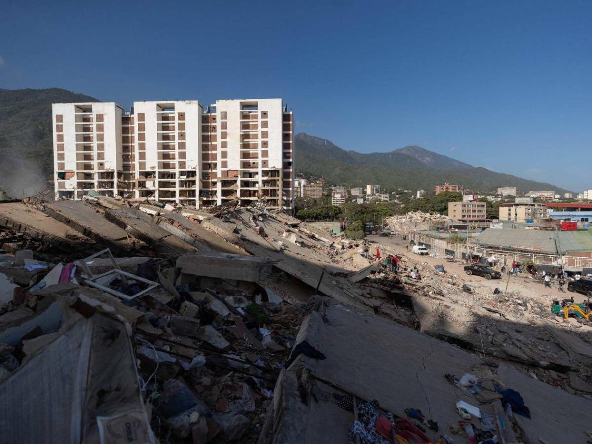 En fotos: Cinco días después del doble terremoto, nuevo sismo sacude a Venezuela