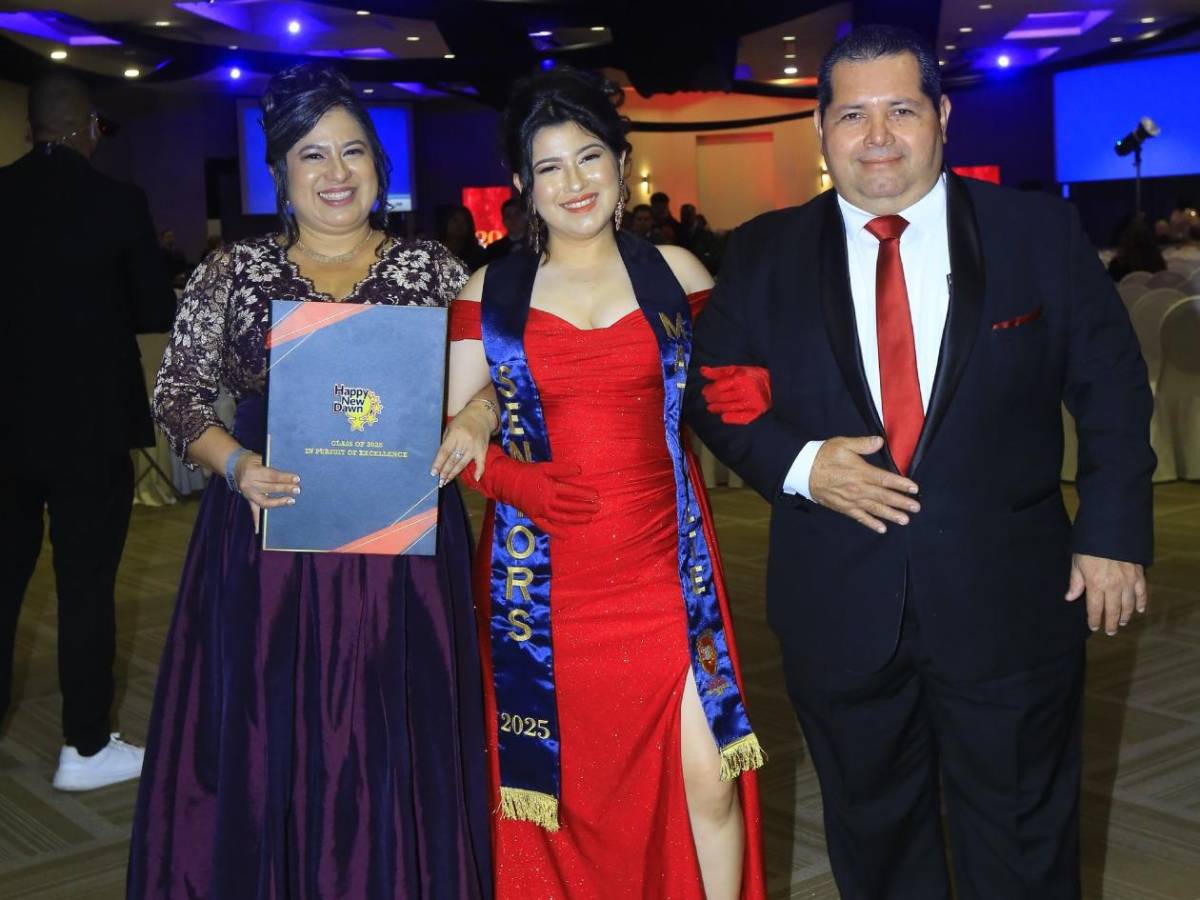 Seniors 2025: Fiesta de graduación de la Happy New Dawn