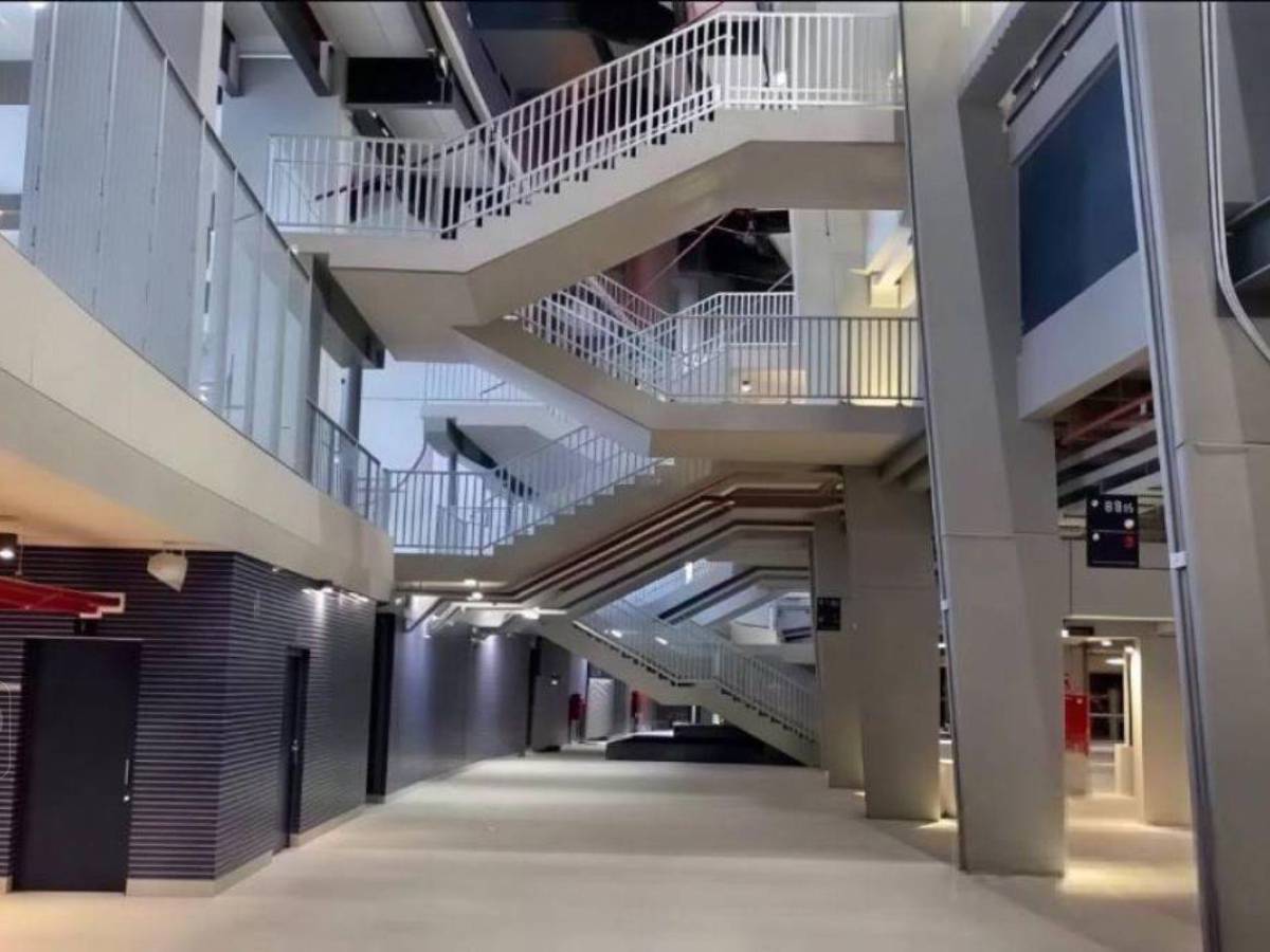 Barcelona revela el estado actual del Camp Nou y su inauguración está cerca