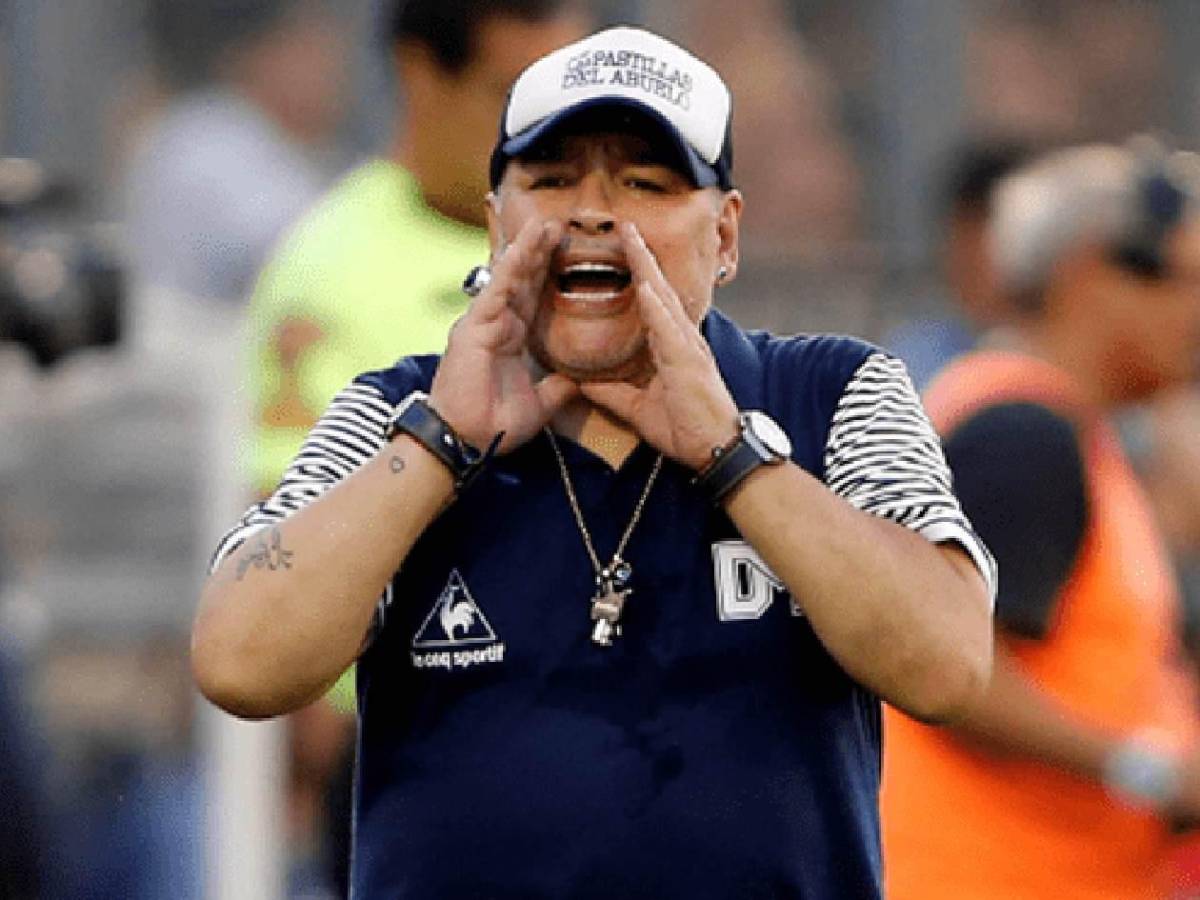 Mintió sobre operación a Maradona: nuevas revelaciones antes de su muerte