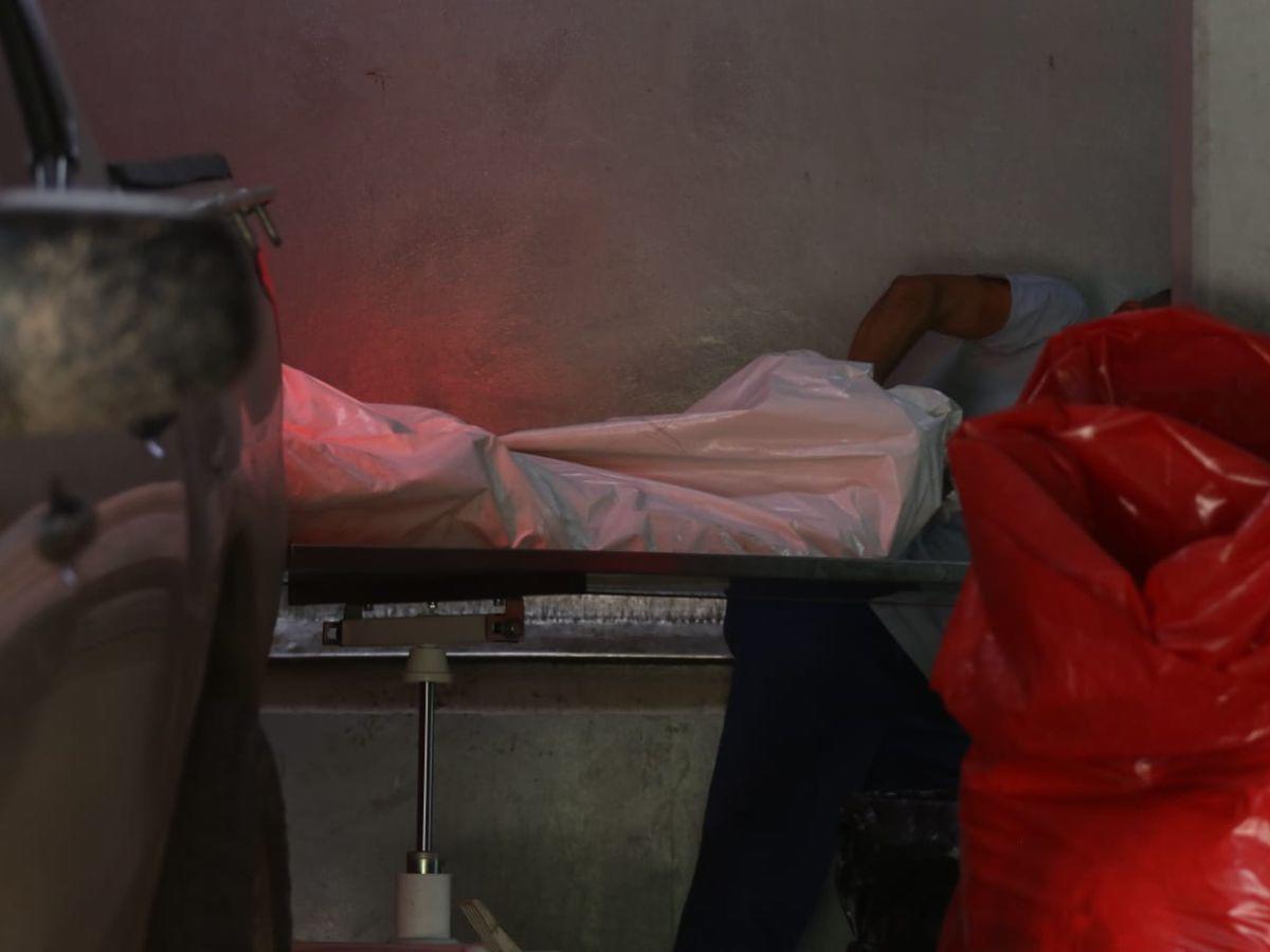 Víctimas de masacre en Olancho eran parientes de reconocido alcalde: así retiraron sus cuerpos