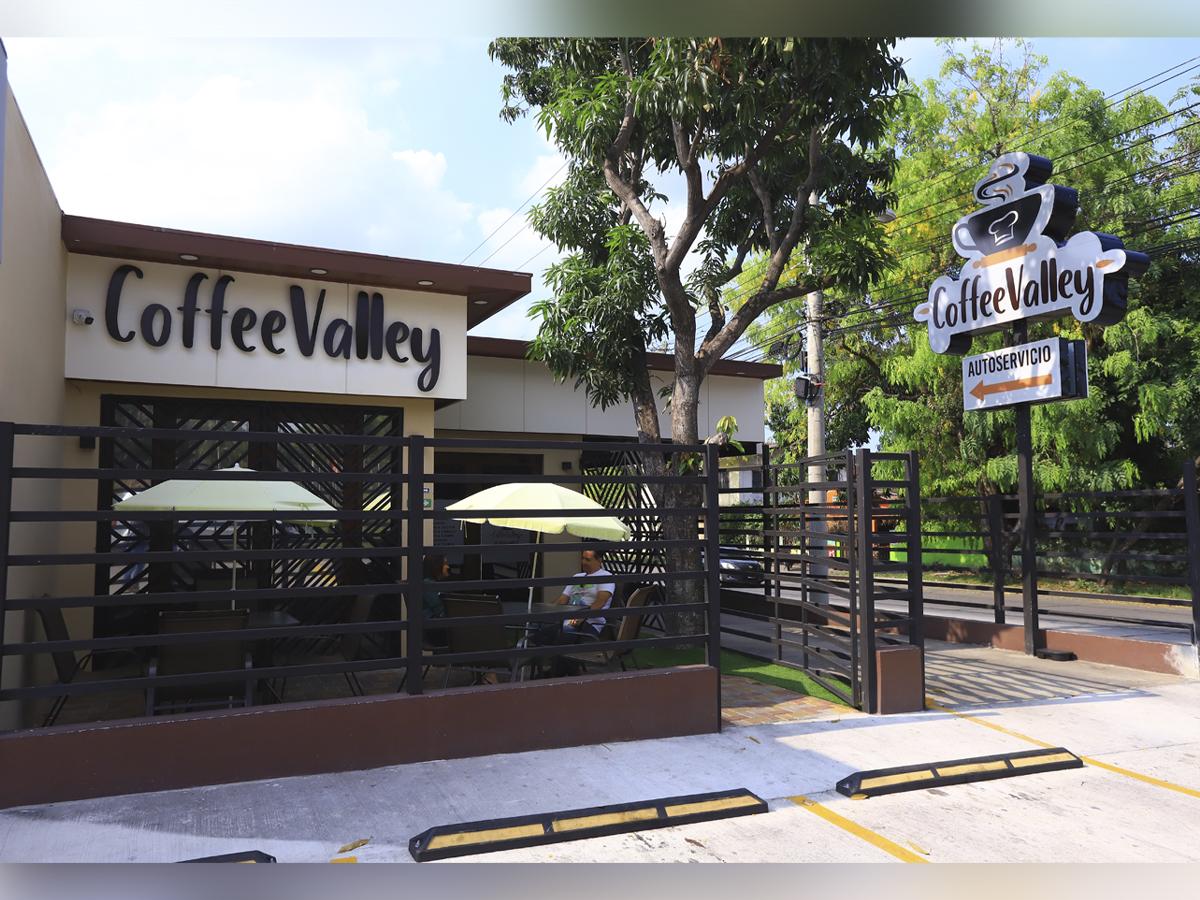 CoffeeValley el café que eleva tus sentidos y te invita a disfrutar la variedad de sus platillos