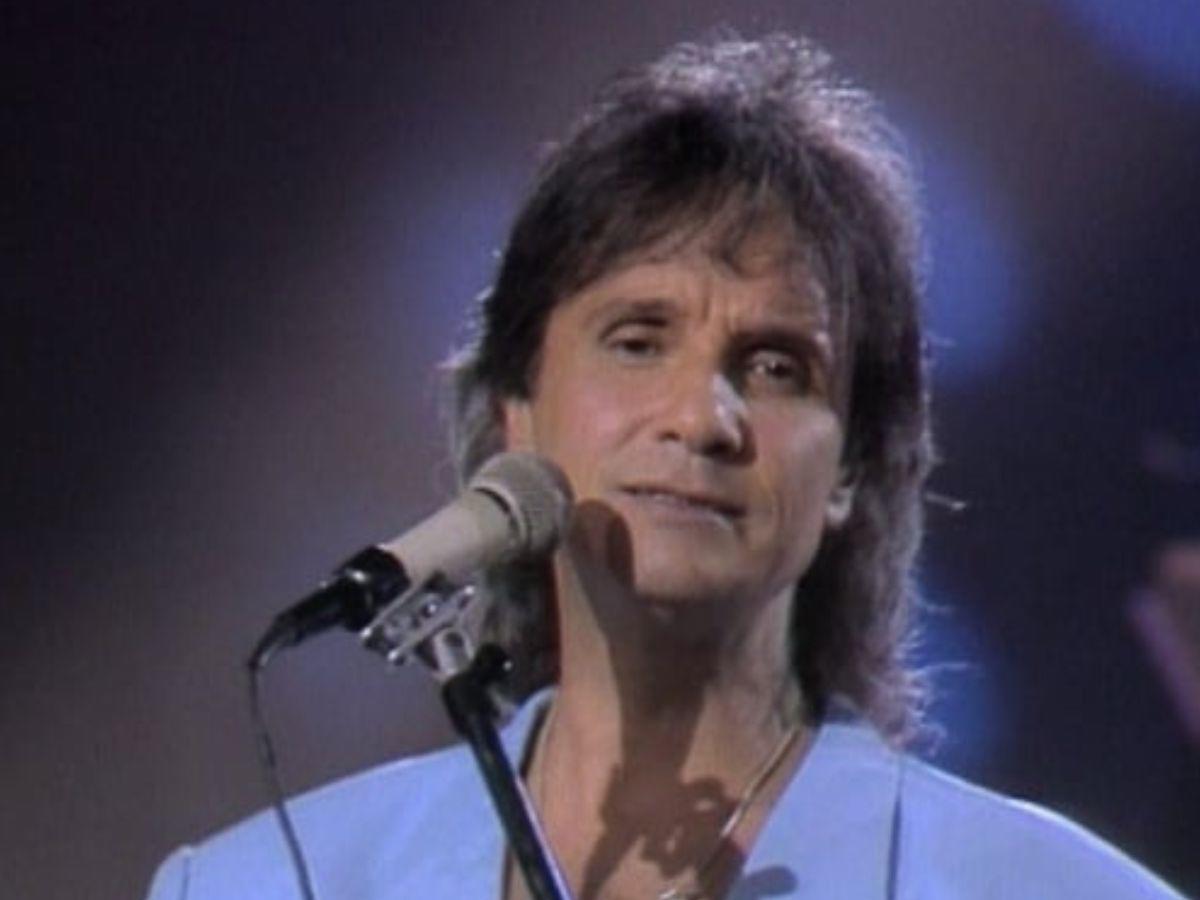 Roberto Carlos es hospitalizado de emergencia tras sufrir accidente automovilístico