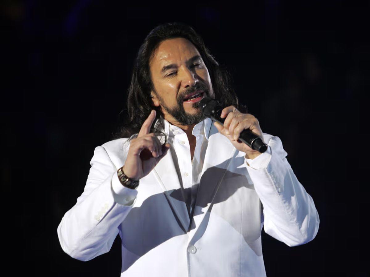 Marco Antonio Solís, devastado tras inesperada muerte de un ser querido