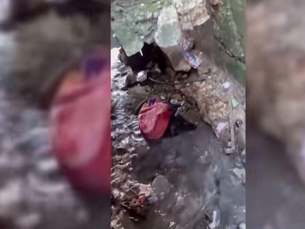 Hallan muerta a niña dentro de una mochila en una alcantarilla; su padre fue detenido