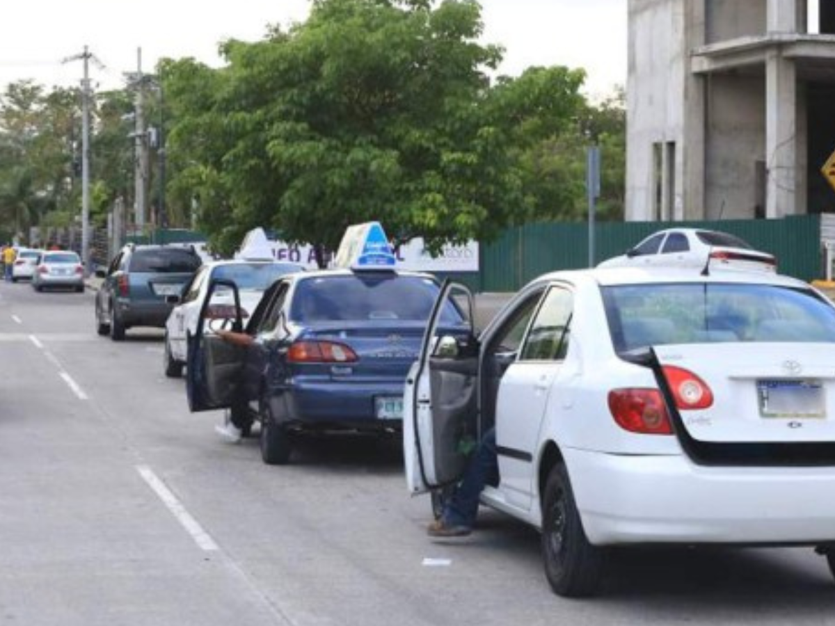 Los taxis VIP comienzan su etapa para legalizarse en Honduras