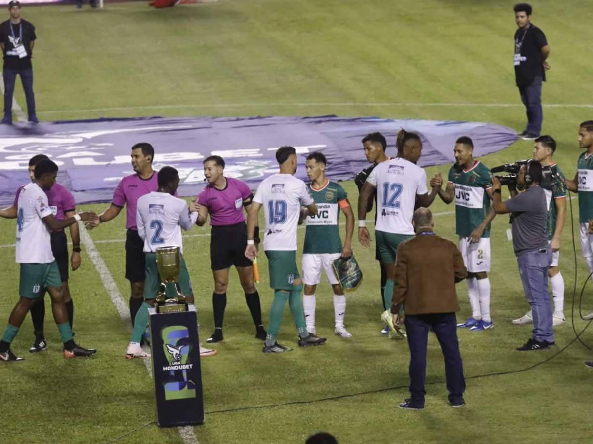 Fiesta de Marathón, celebró a lo Messi, un debut relevante y las sexys chicas