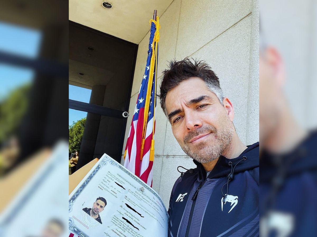 Omar Chaparro recibe ciudadanía estadounidense