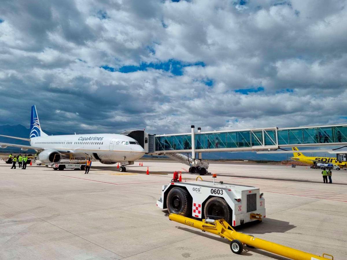Cinco aerolíneas ya operan en el aeropuerto de Palmerola