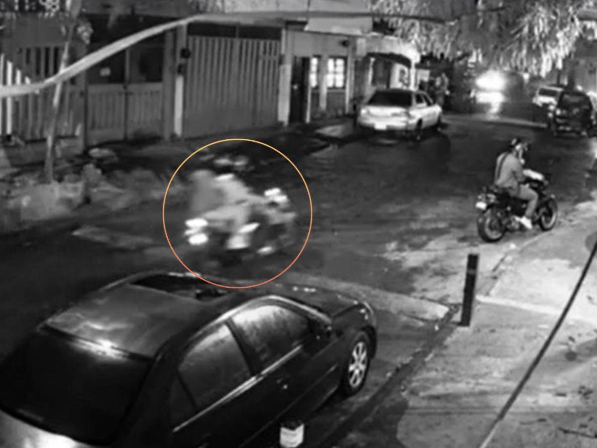 Segundo a segundo: Así le quitaron la motocicleta a un joven en Comayagüela