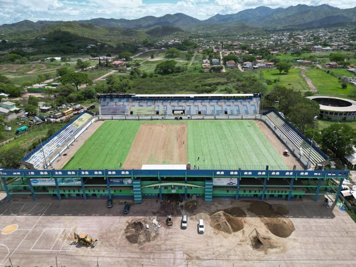 ¡Belleza! Así avanza la remodelación y nueva grama de otro estadio de Liga Nacional