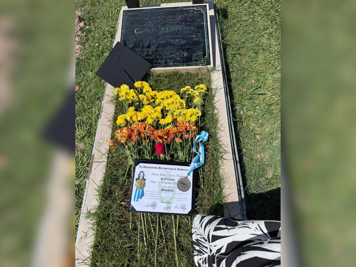 Ariela Cáceres se gradúa y lleva su título a la tumba de su padre