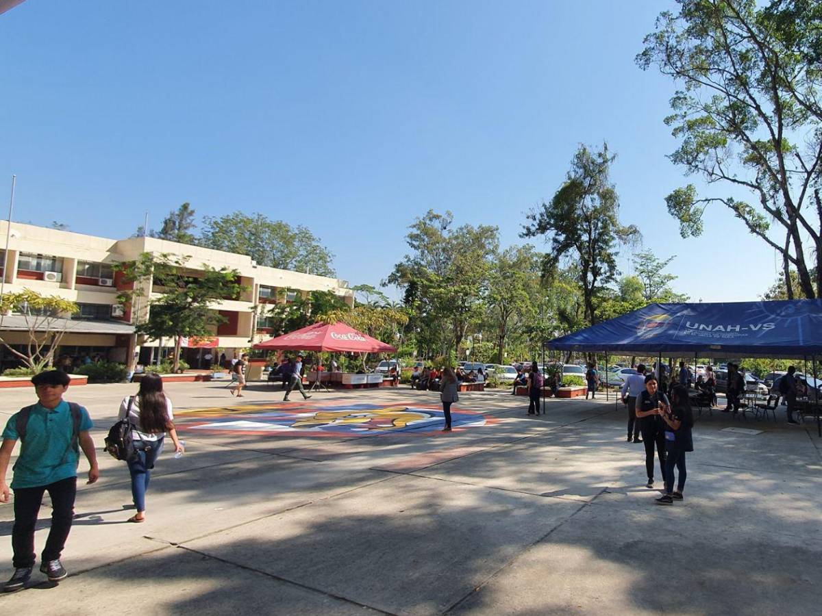 ¿Cuánto invierte la Unah en la pavimentación del Campus Cortés?