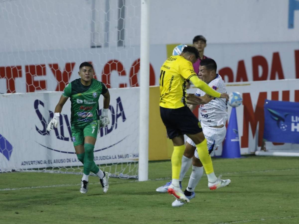 Real España festeja en el Morazán, fiesta de Platense y la chica más sexy cautiva