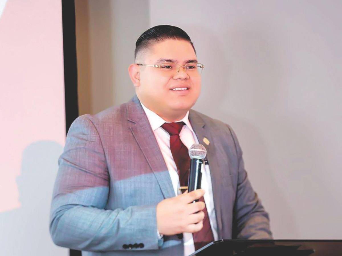 Envían a prisión a policía implicado en muerte de empresario Franklin Villeda