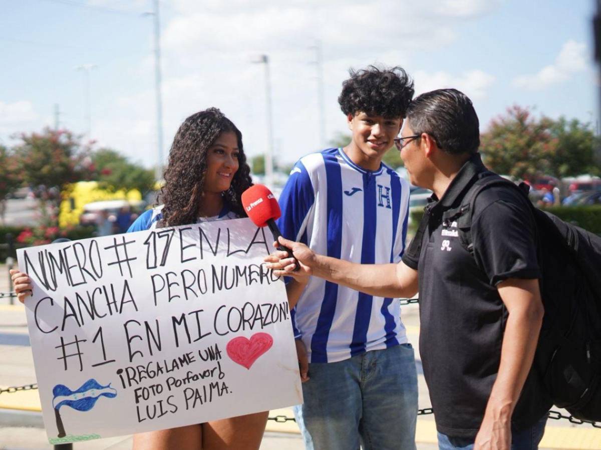Honduras - El Salvador: Bellas chicas y curiosa petición a Palma