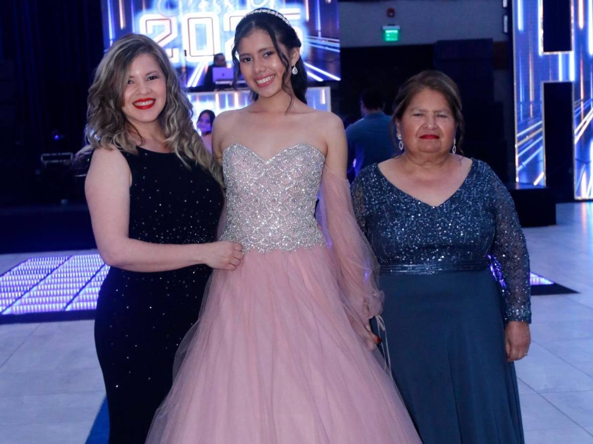 La Academia Americana dice adiós con su generación 2025