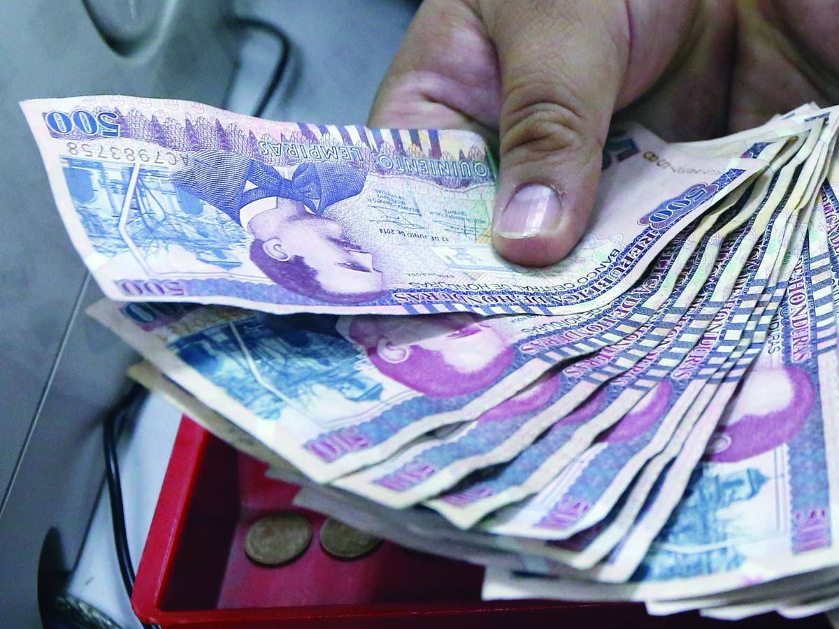 Tasas de interés en Honduras: ¿Cuánto subieron por rubro económico en cinco meses?