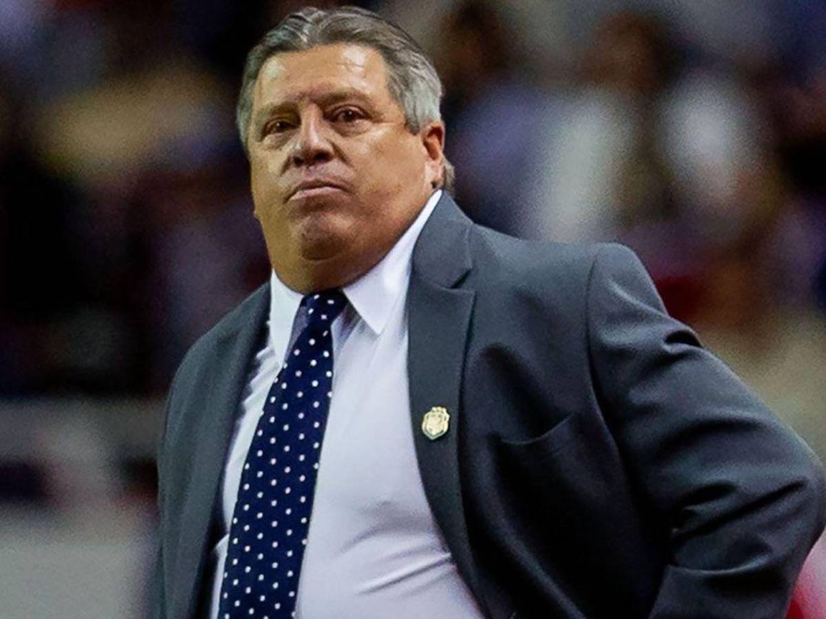 “Piojo” Herrera encuentra nuevo y sorpresivo trabajo tras su salida de Costa Rica