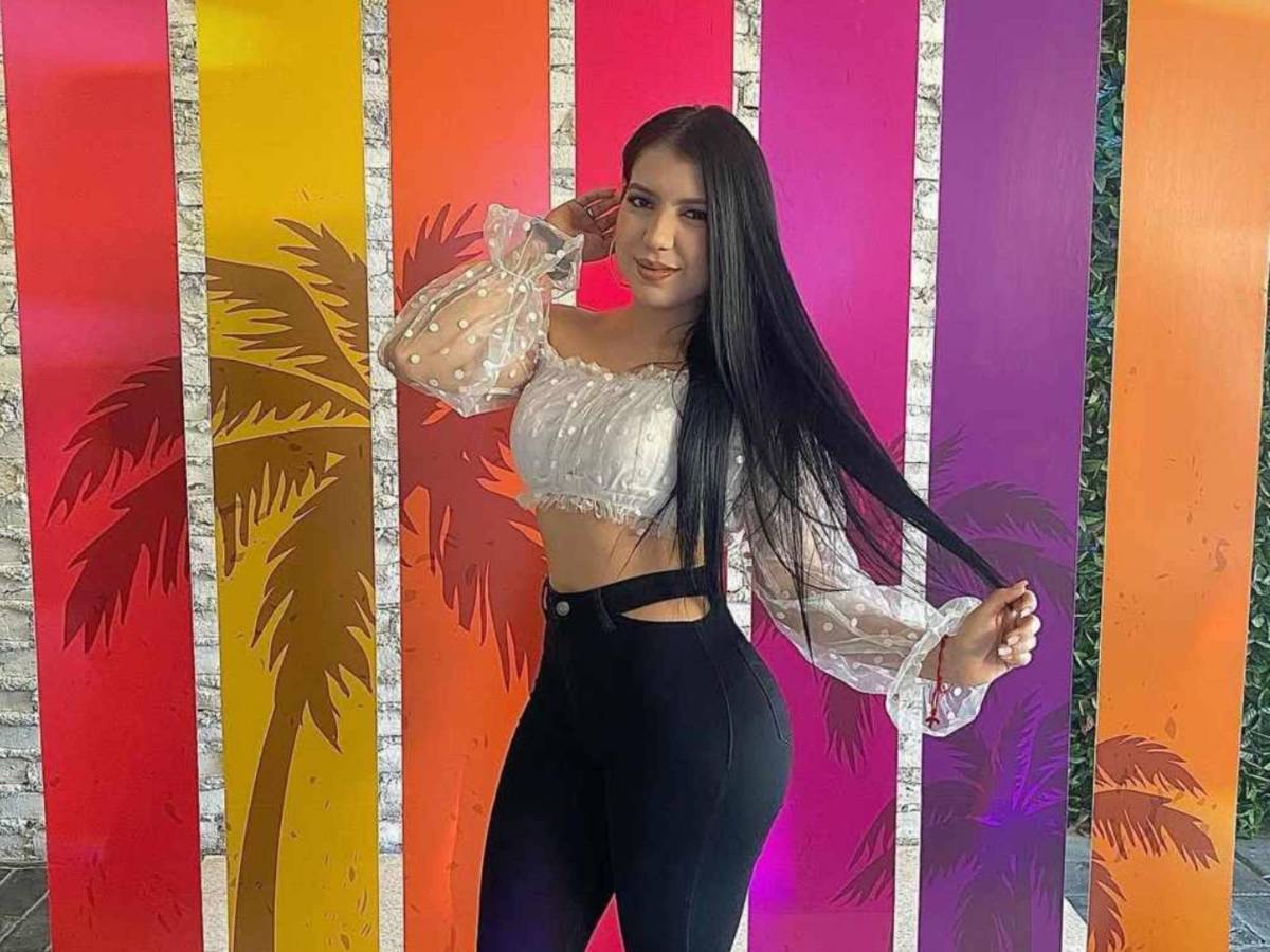 Hizo una confesión: Dayanara, la sensual aficionada del Olimpia que cautiva en las redes