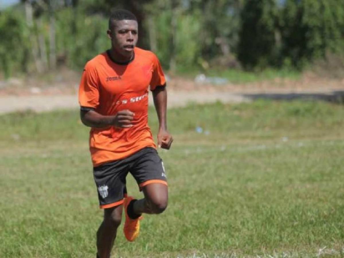 Hondureño dejó el fútbol por el sueño americano: sorprende su nueva vida en EUA