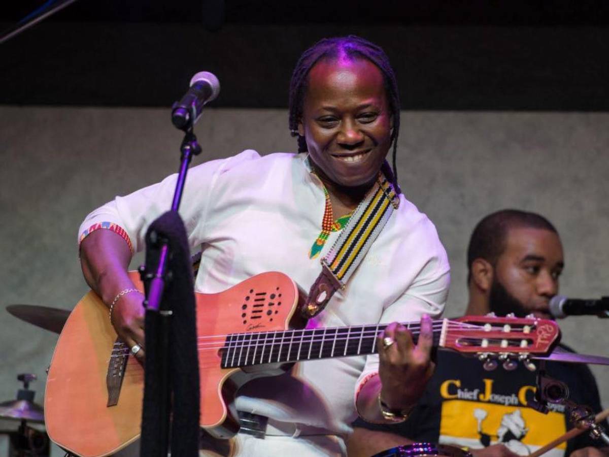 Héroes de Roatán: rescataron con vida a cuatro pasajeros de avión que cayó al mar