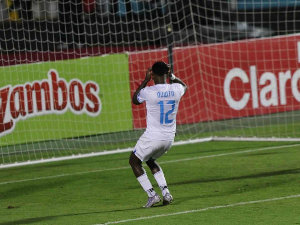 Honduras festeja vs Antigua y Barbuda, show de diputado, lindas chicas y jugador abucheado