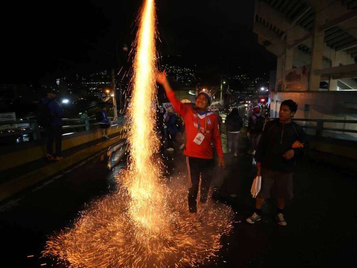 Olimpia salvado por repentino héroe, burla a Motagua, polémica y bella novia de futbolista