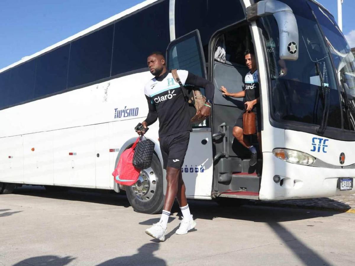 Selección de Honduras con visita sorpresa y caras nuevas en su primer entrenamiento