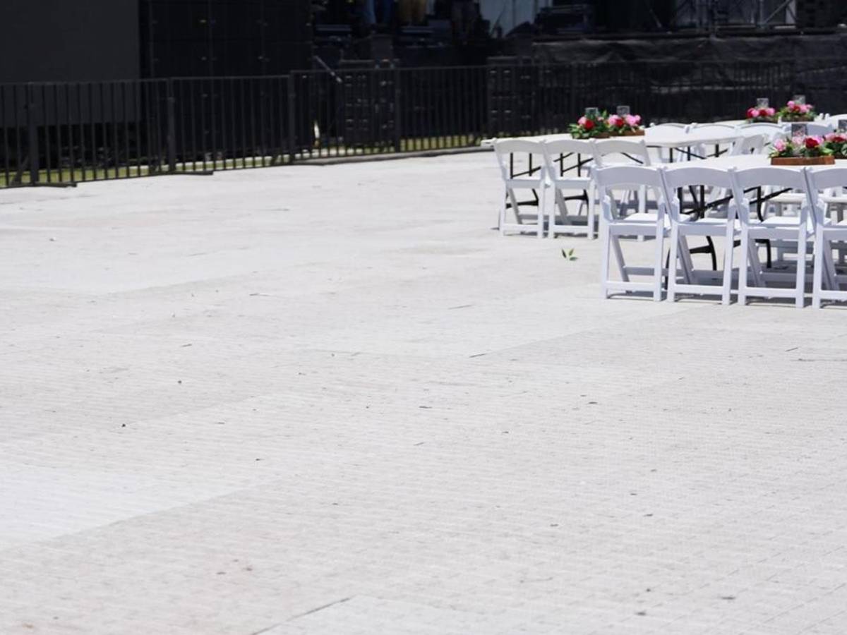 Alcaldía de San Pedro Sula daña más la cancha del estadio Morazán con concierto gratuito