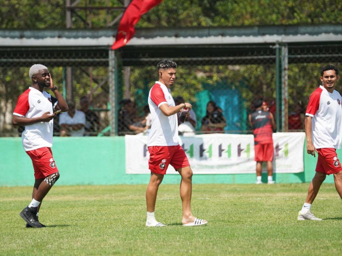 Chicas roban suspiros en la final y ambientazo para el Choloma-Independiente