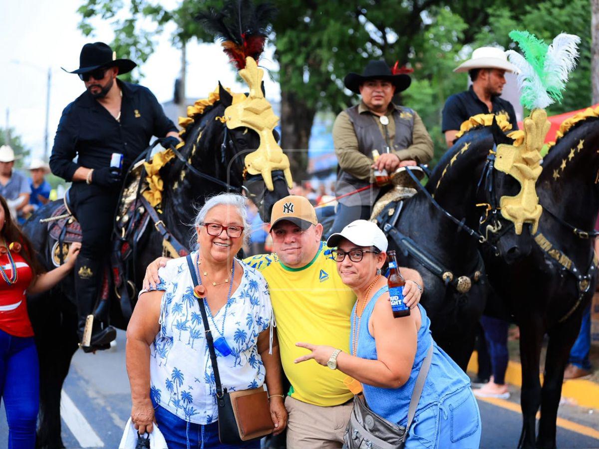 Las mejores fotos del desfile de carrozas en SPS