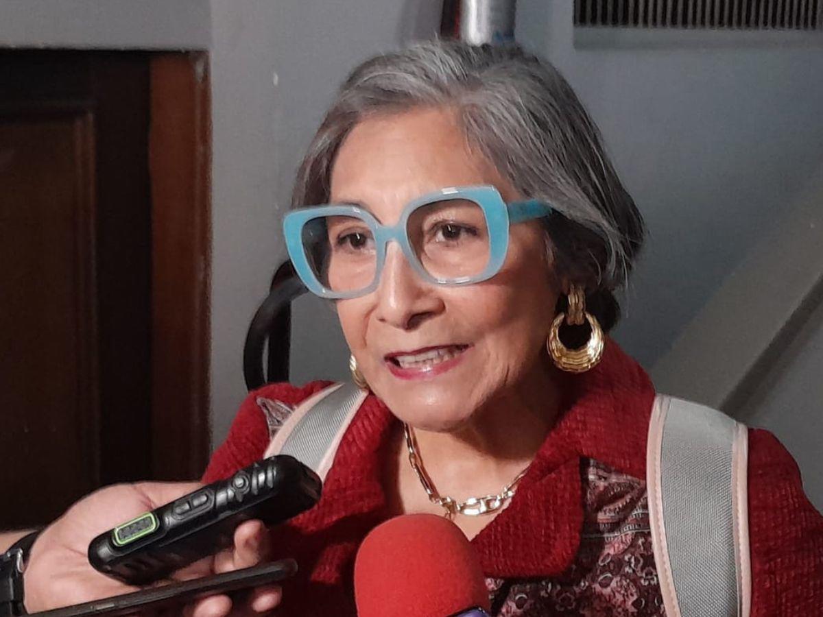 Maribel Espinoza confiesa que tiene aros de hasta $1,200