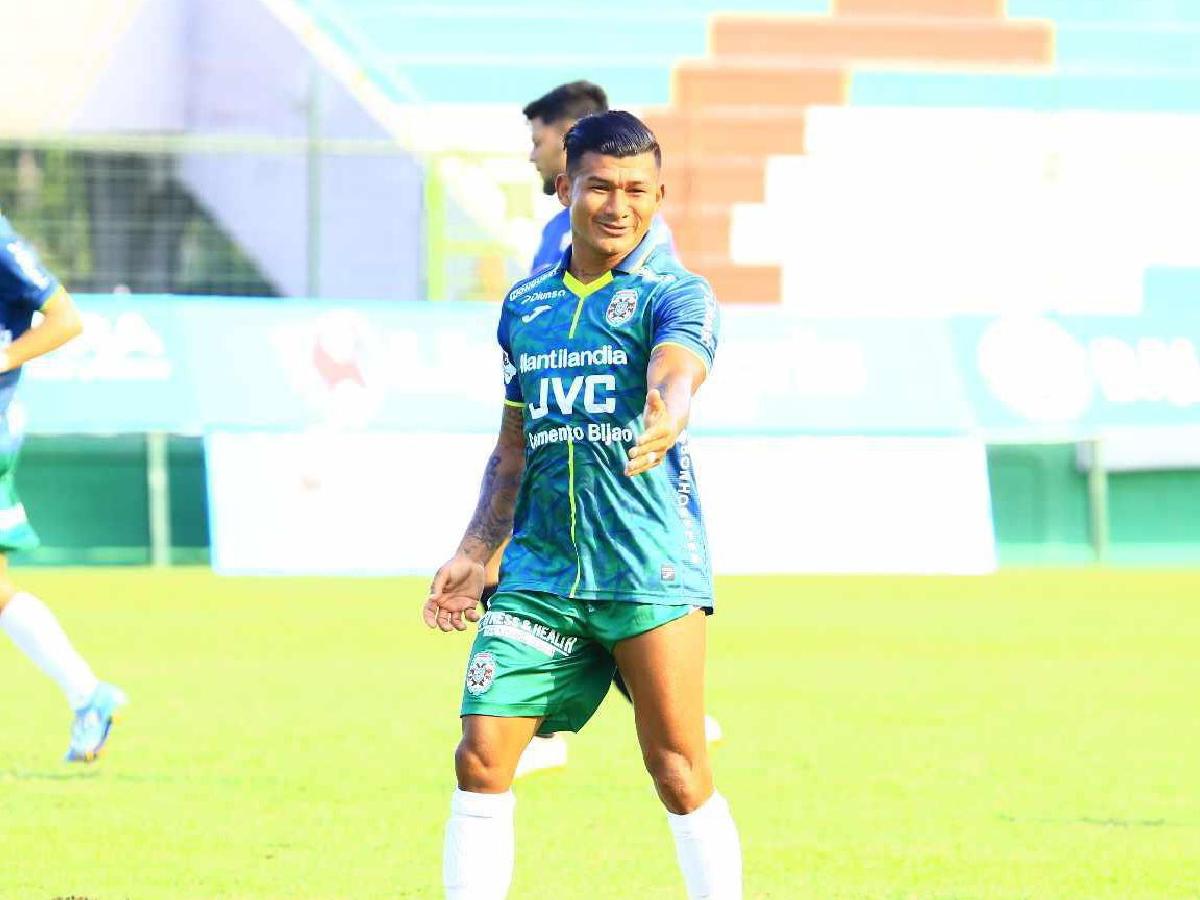Chino López revela por qué fichó con Marathón y ¿salió mal de Motagua?