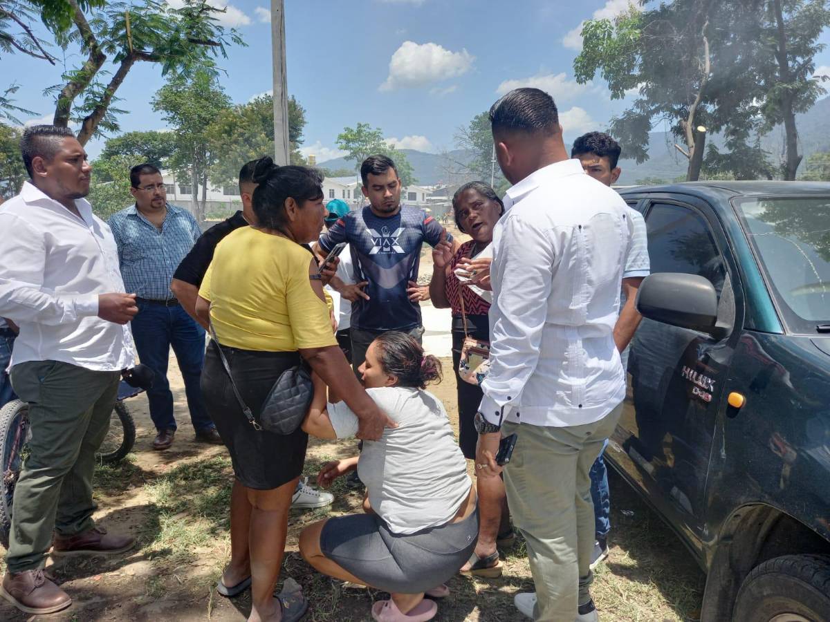 Estaba acostada, escuché unos tiros y dije ‘Aarón’: El presentimiento de la madre de Carita