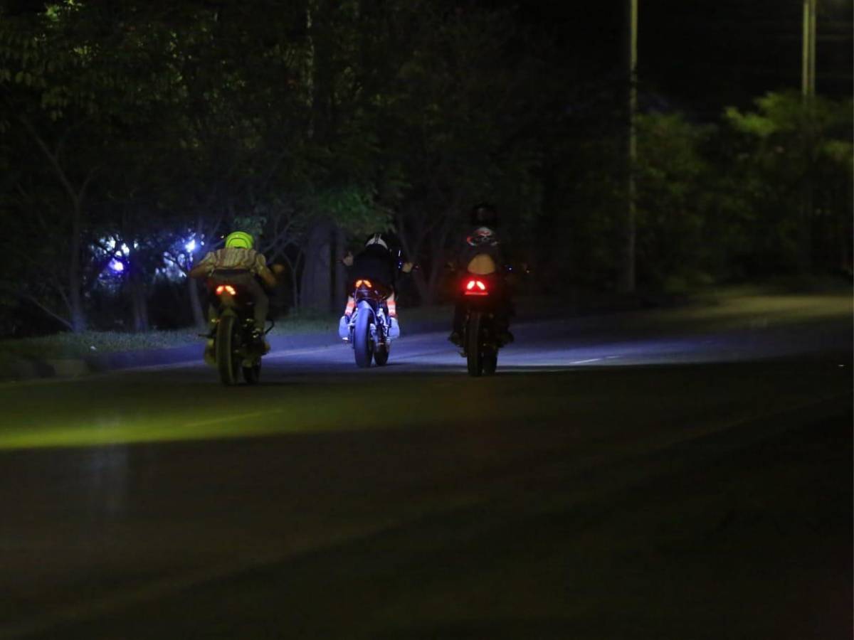 Así son los piques clandestinos mortales de la 33 calle