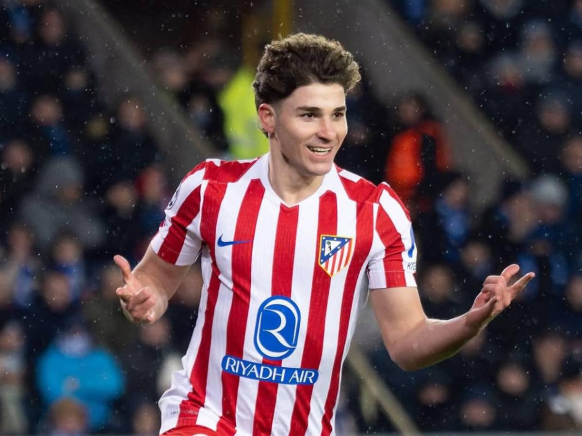 Mercado: Barcelona queda en shock: Atlético acepta traspasar a Julián Álvarez a otro gigante