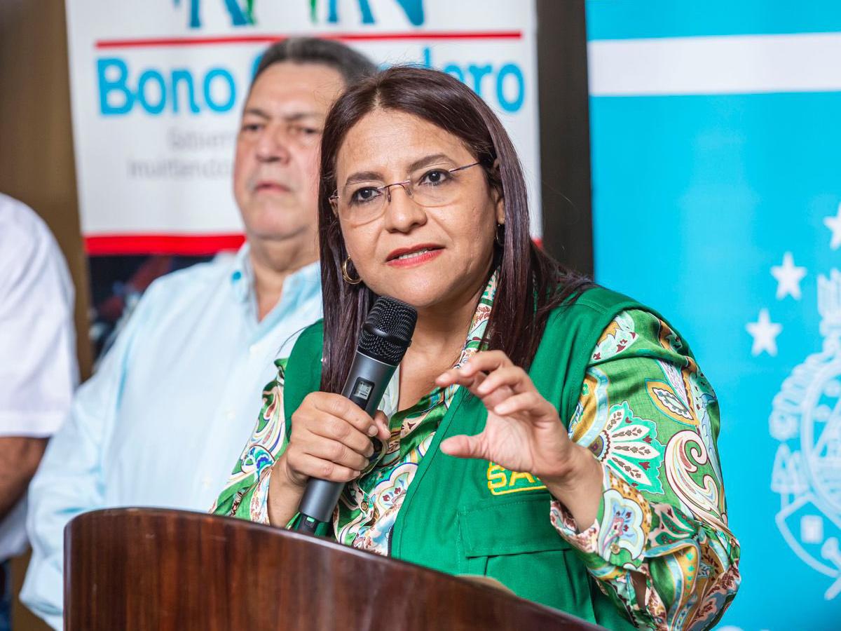 La ministra de Agricultura y Ganadería de Honduras, Dra. Laura Suazo.