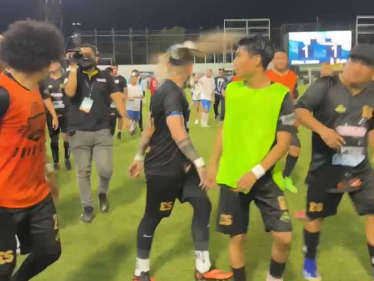 Shin Fujiyama da la cara y pide perdón a salvadoreños por mala actitud de algunos hondureños