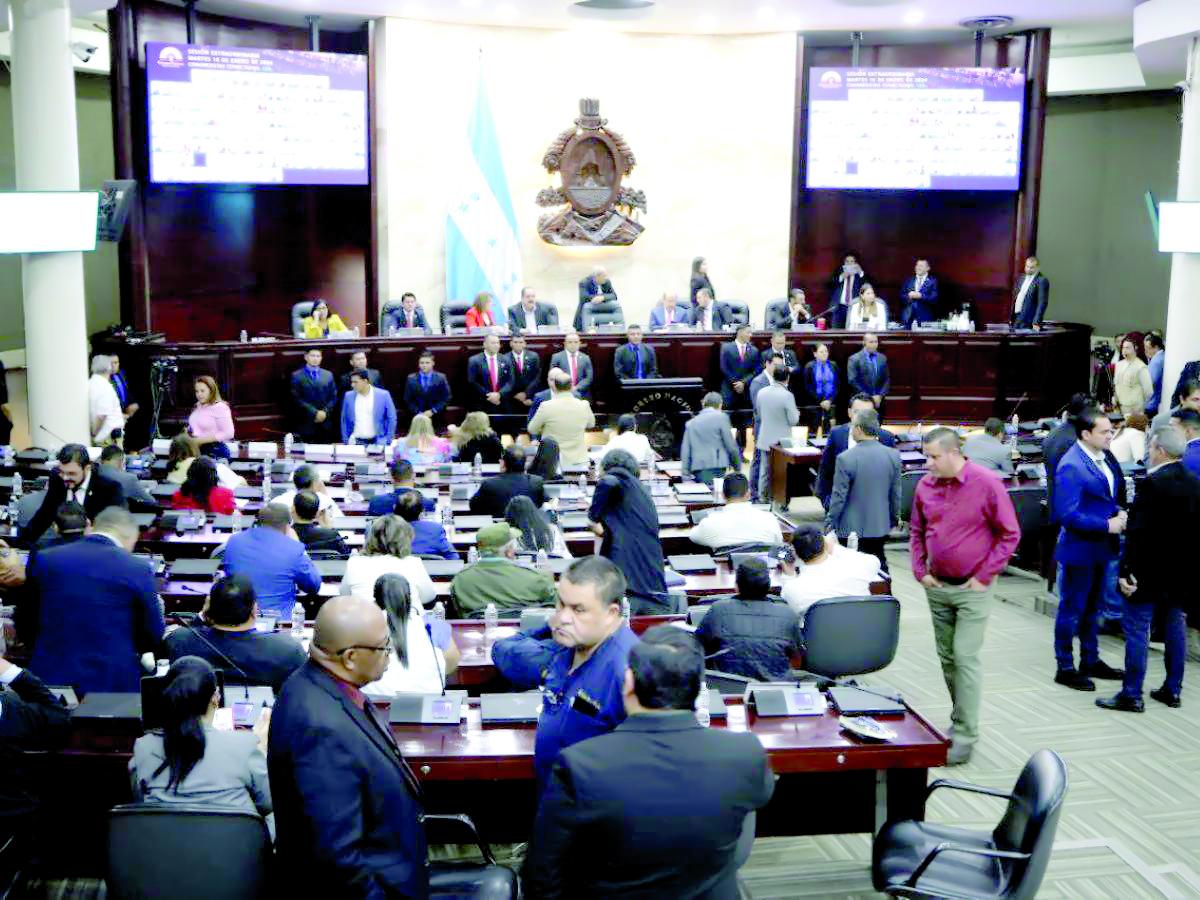 Congreso iniciará legislatura sin clausurar sesiones
