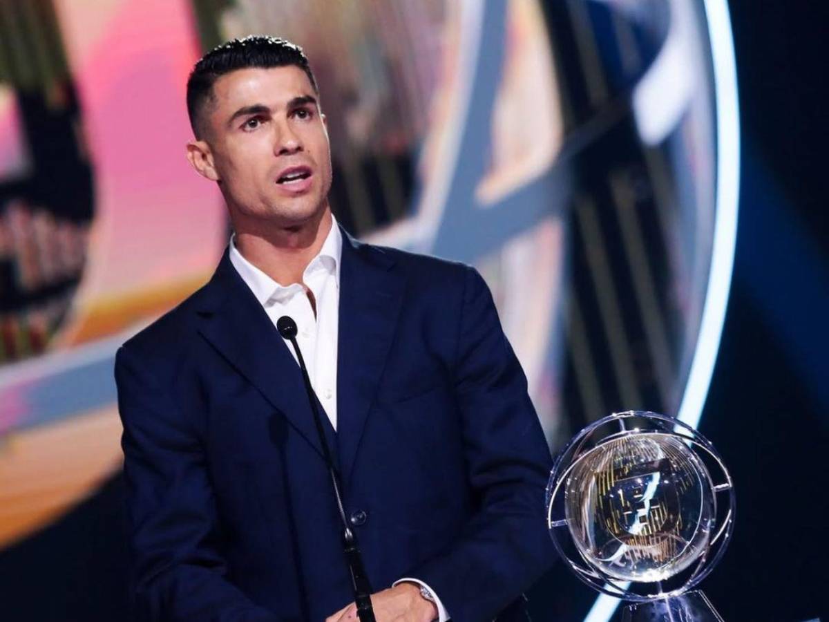 Cristiano Ronaldo sorprende con 'nuevo trabajo': hace inesperado anuncio